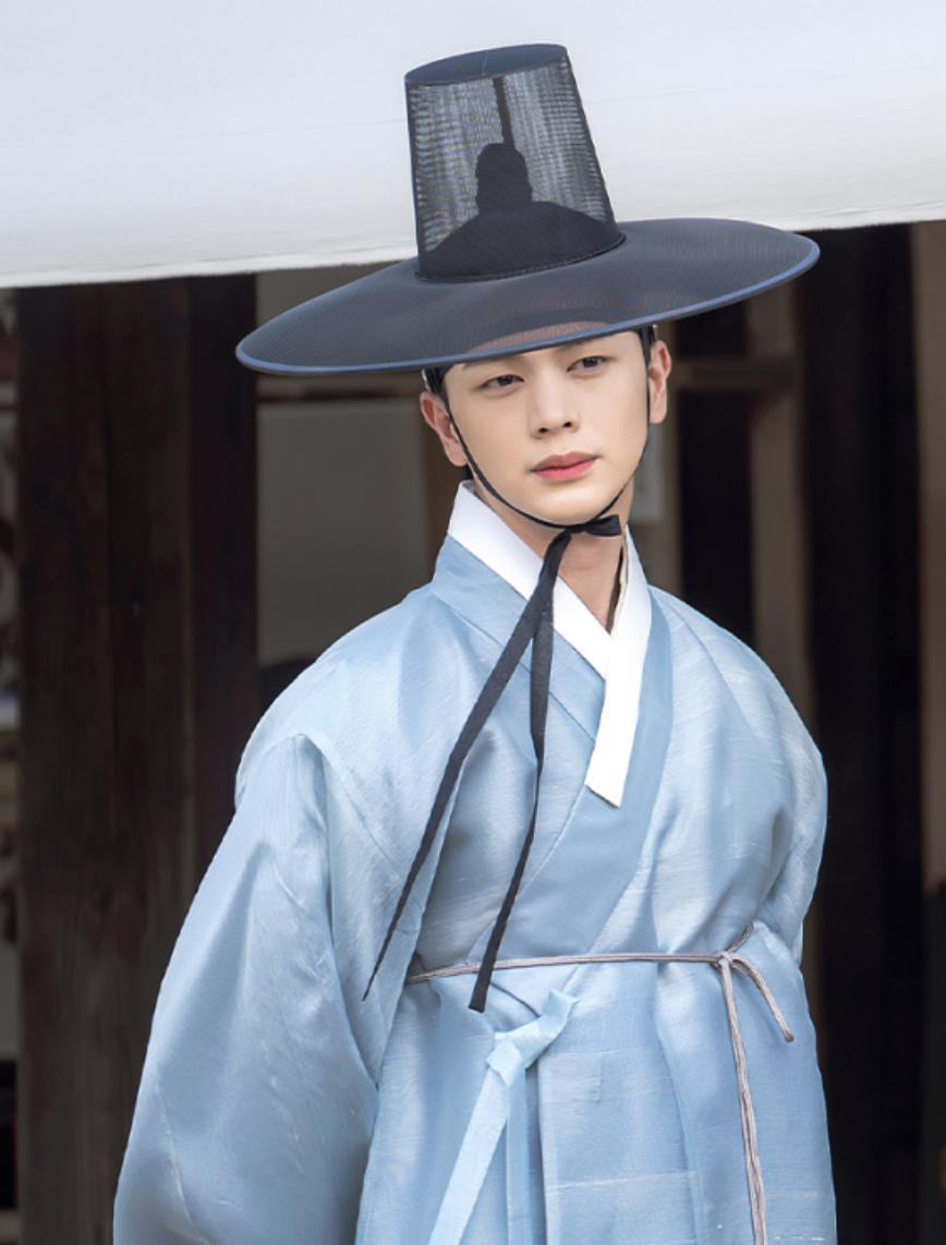 Yook Sung Jae Makes His Grand Historical Drama Debut in ‘The Haunted Palace’—First Look Revealed!