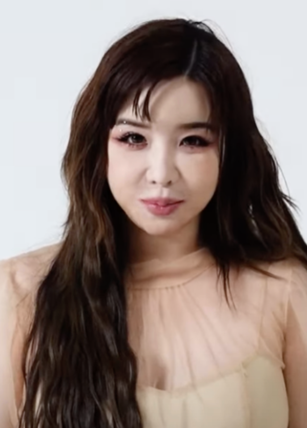 Park Bom Shares Peaceful Home Update Amid Recent Dating Rumor Buzz